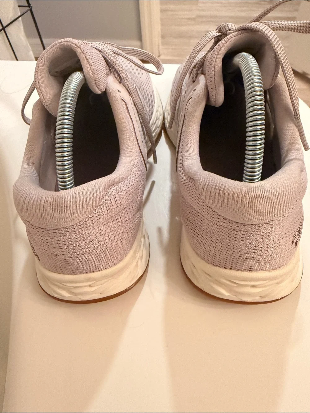 New Balance Women's Running Sneakers - Light Mauve size 7 - Picture 6 of 7